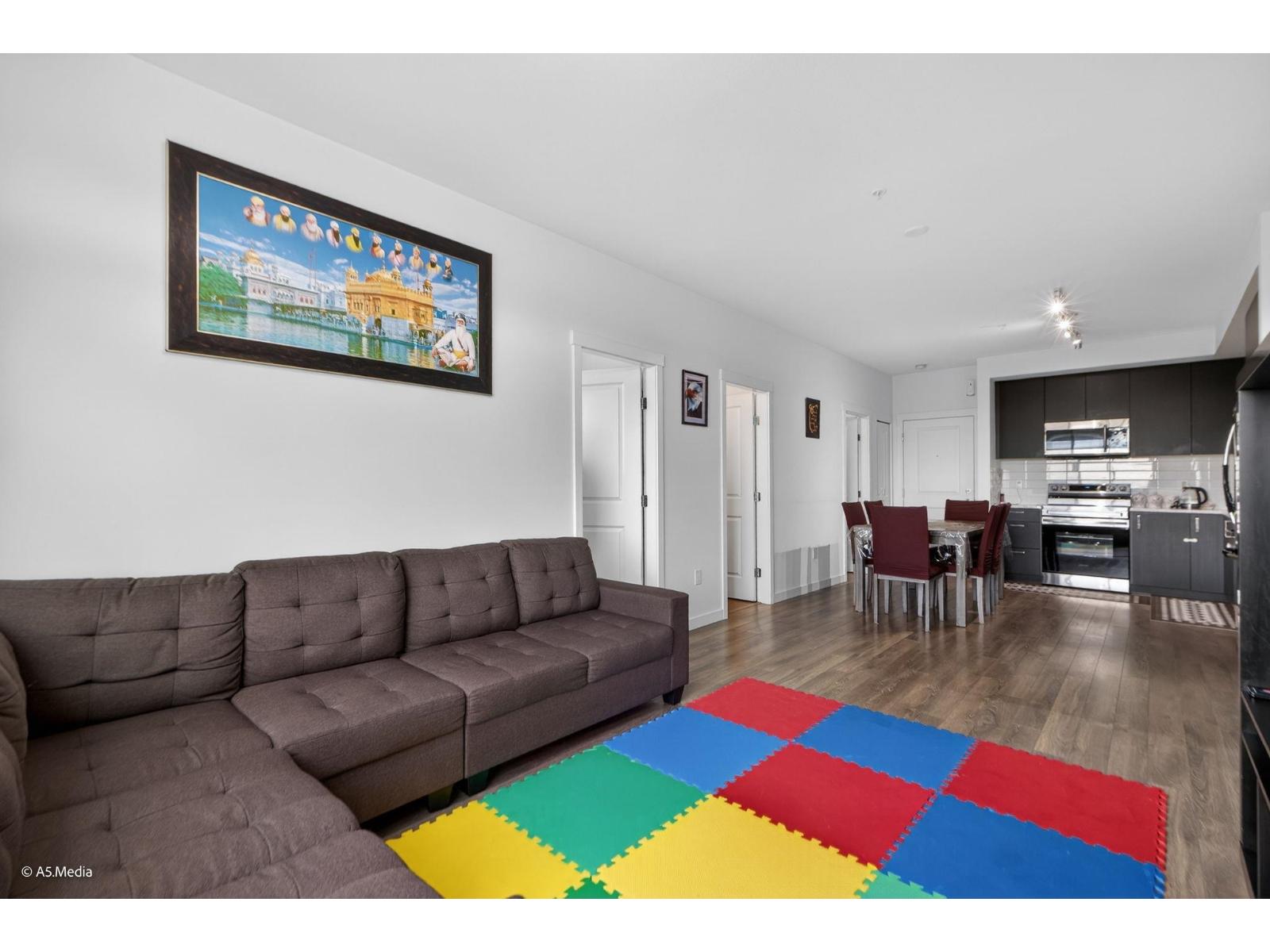 416 13623 81A AVENUE, Surrey