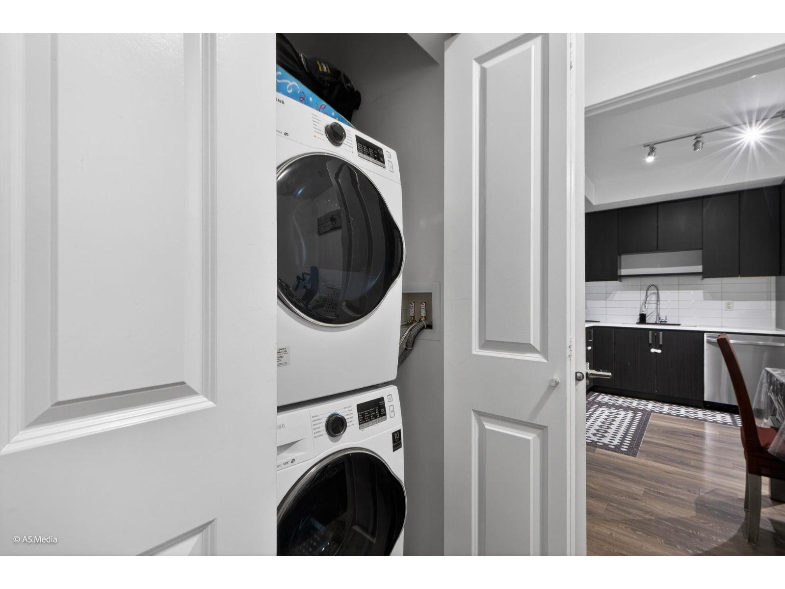 416 13623 81A AVENUE, Surrey