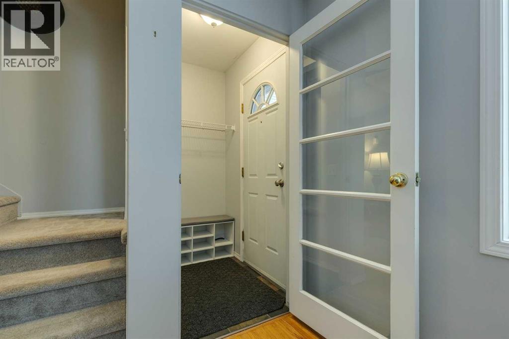 Single Family House for Sale in  Regal Park NE Renfrew Calgary 