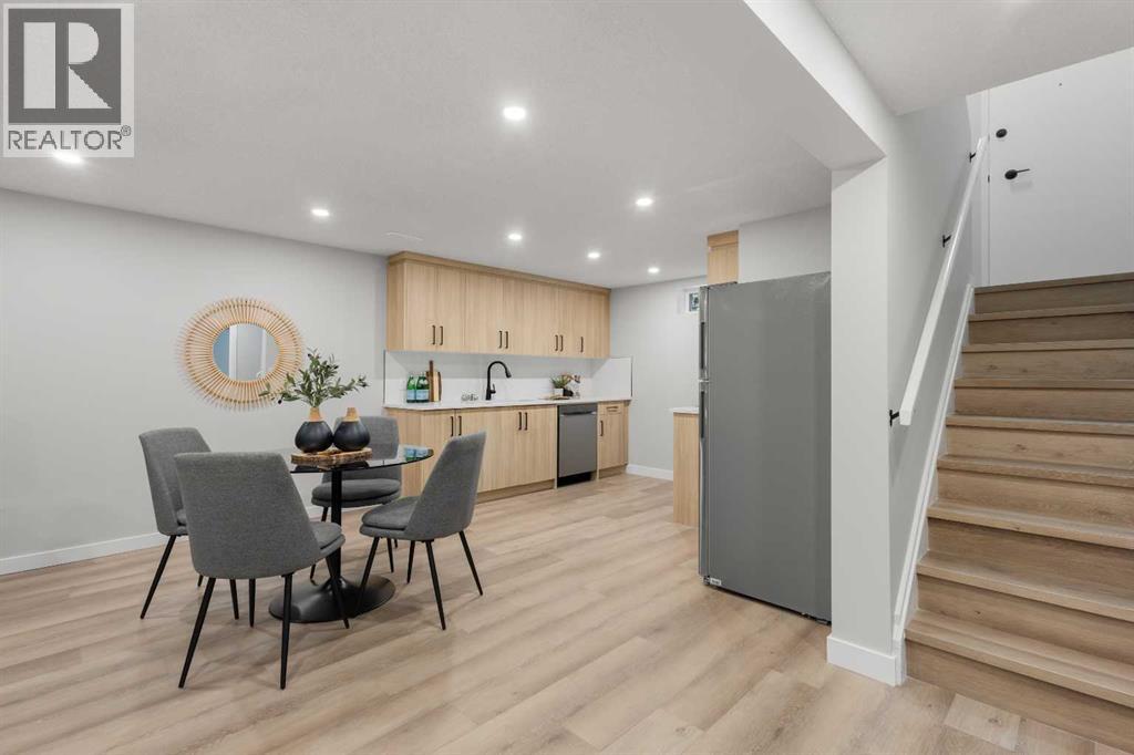 Single Family House Bungalow for Sale in  Hunterfield Road NW Huntington Hills Calgary 