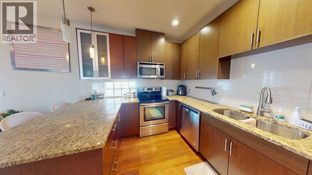 Single Family House for Sale in   Stanley Road SW Elboya Calgary 