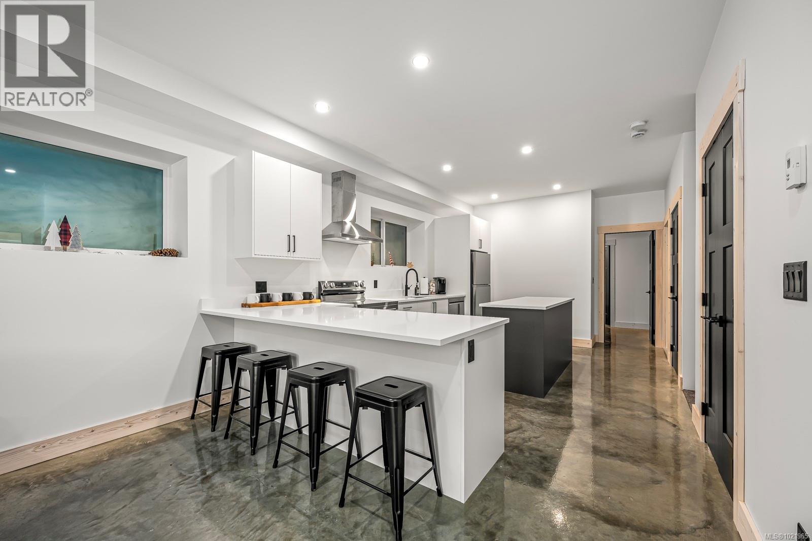 455 ARROWSMITH Ridge, Courtenay