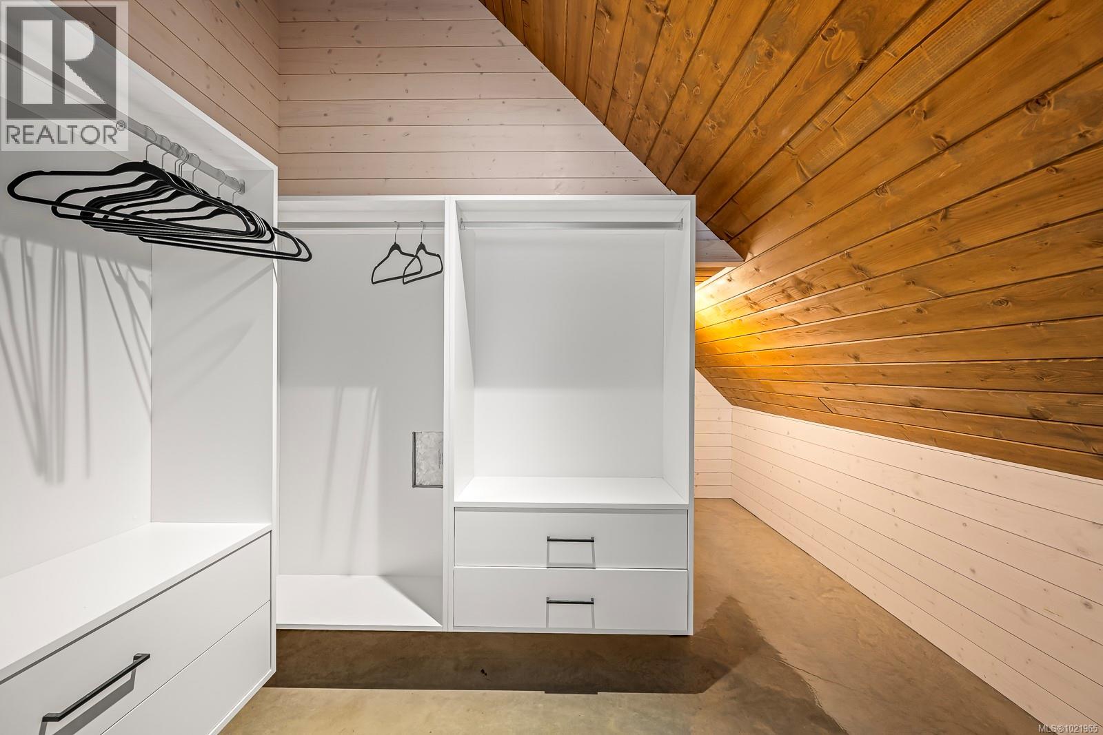 455 ARROWSMITH Ridge, Courtenay