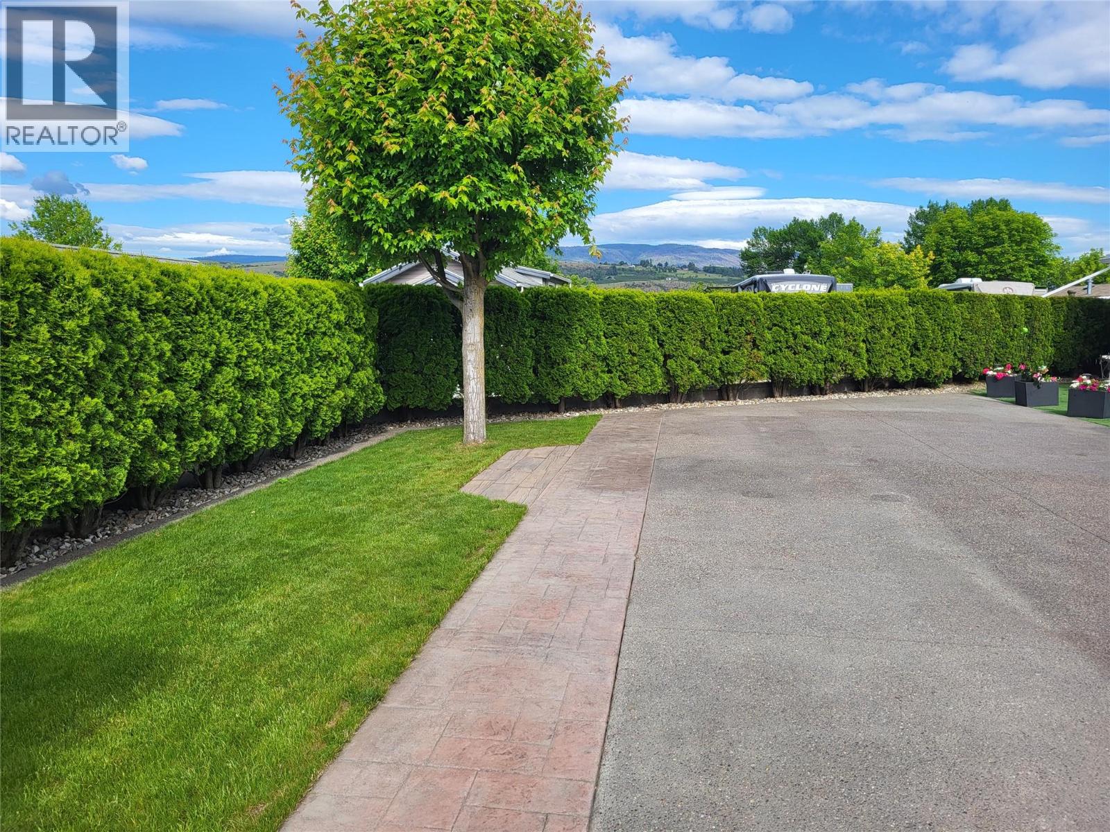 113 8000 Highland Road, Vernon