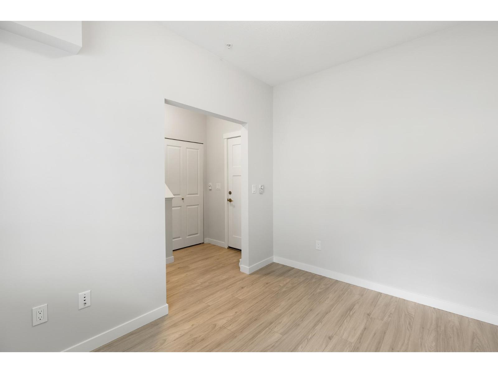 110 8335 NELSON STREET, Mission