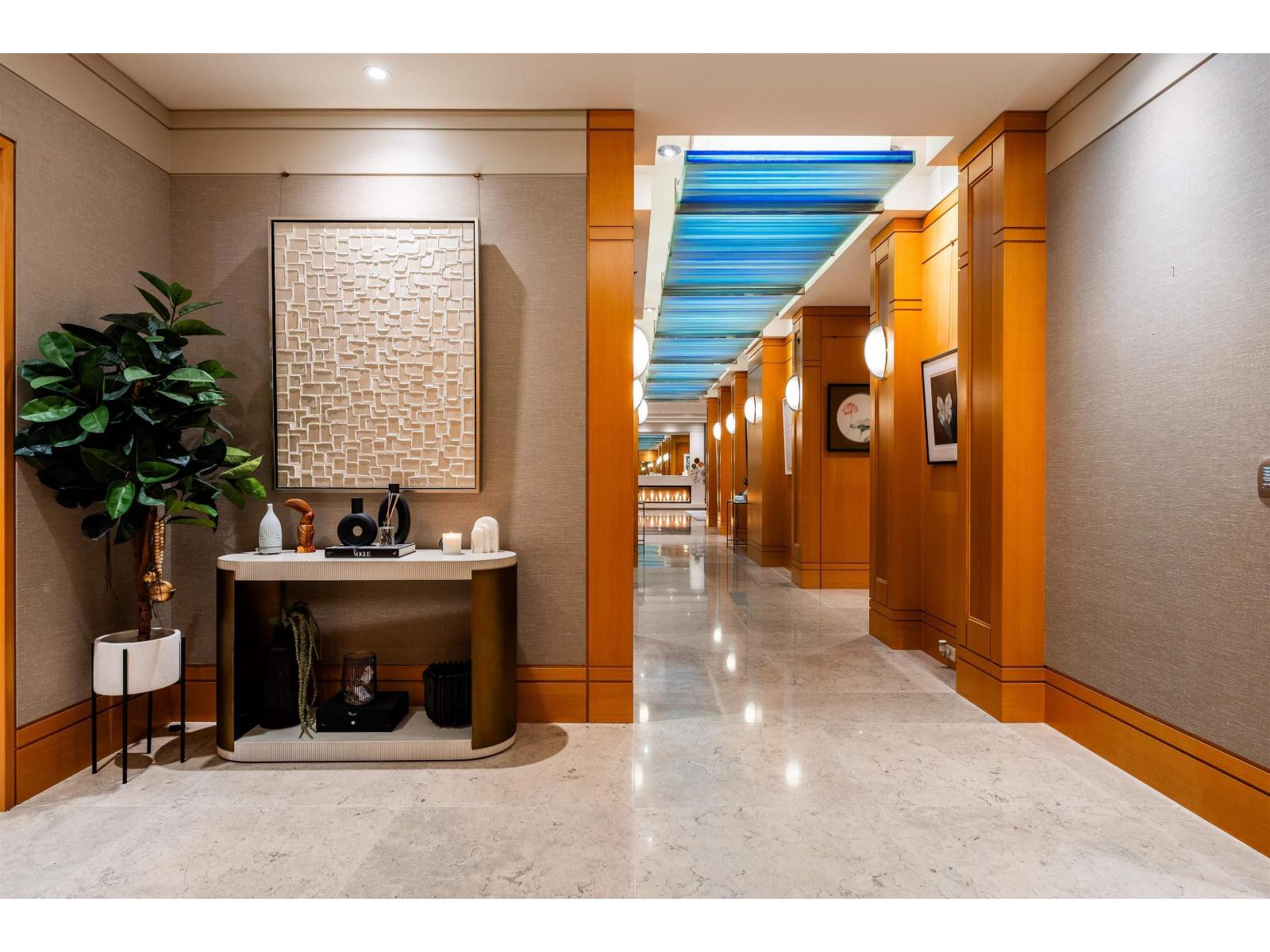 PH801 1551 FOSTER STREET, White Rock