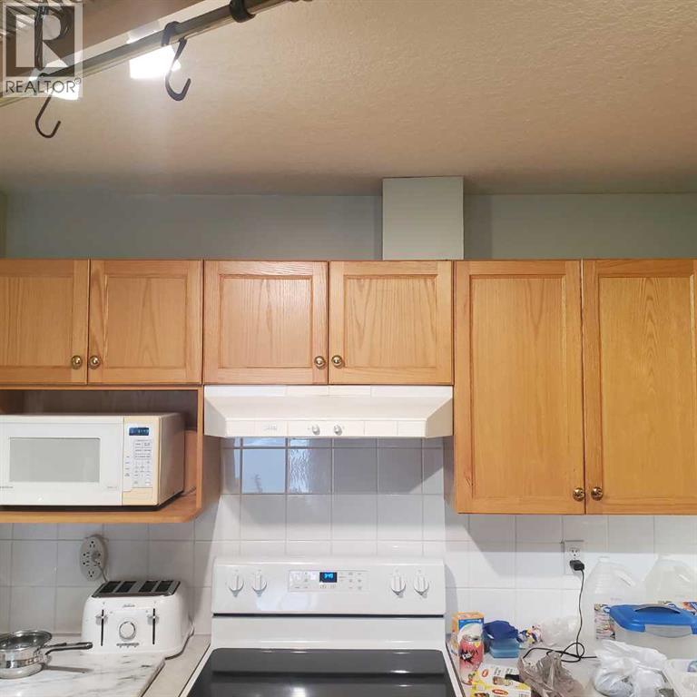 Single Family House for Sale in   Manora Place NE Marlborough Park Calgary 