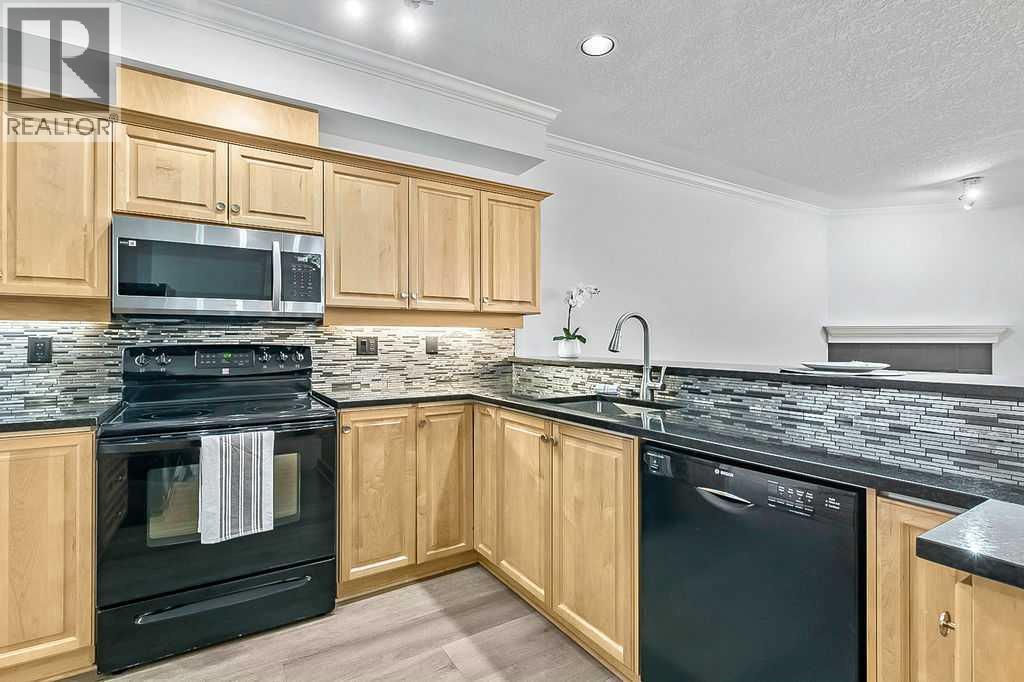 Single Family House for Sale in    Avenue SW Erlton Calgary 