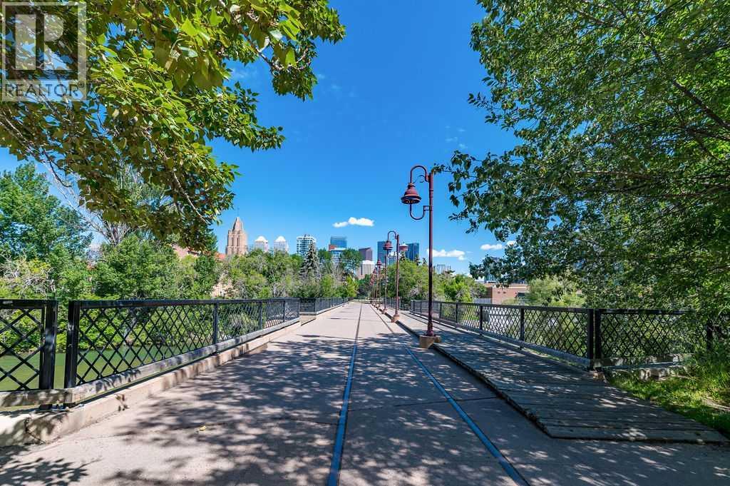 Single Family House for Sale in    Avenue SW Erlton Calgary 