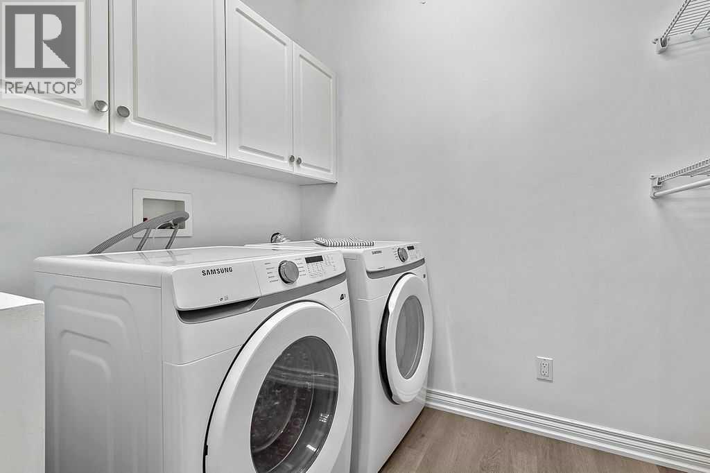 Single Family House for Sale in    Avenue SW Erlton Calgary 