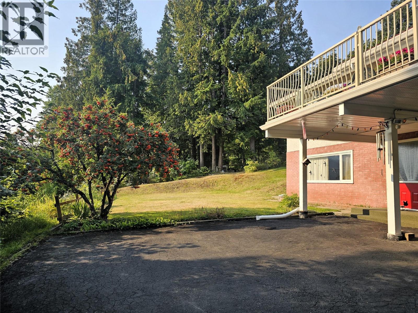 1301 Washington Street, Rossland