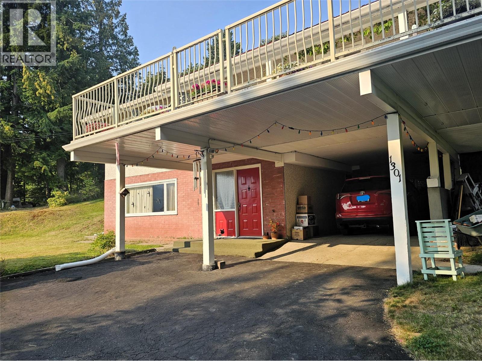 1301 Washington Street, Rossland