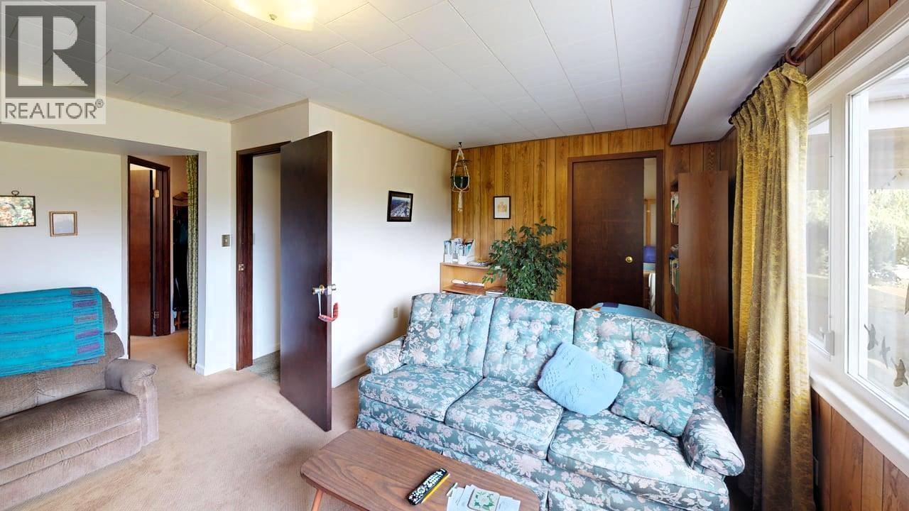 1301 Washington Street, Rossland