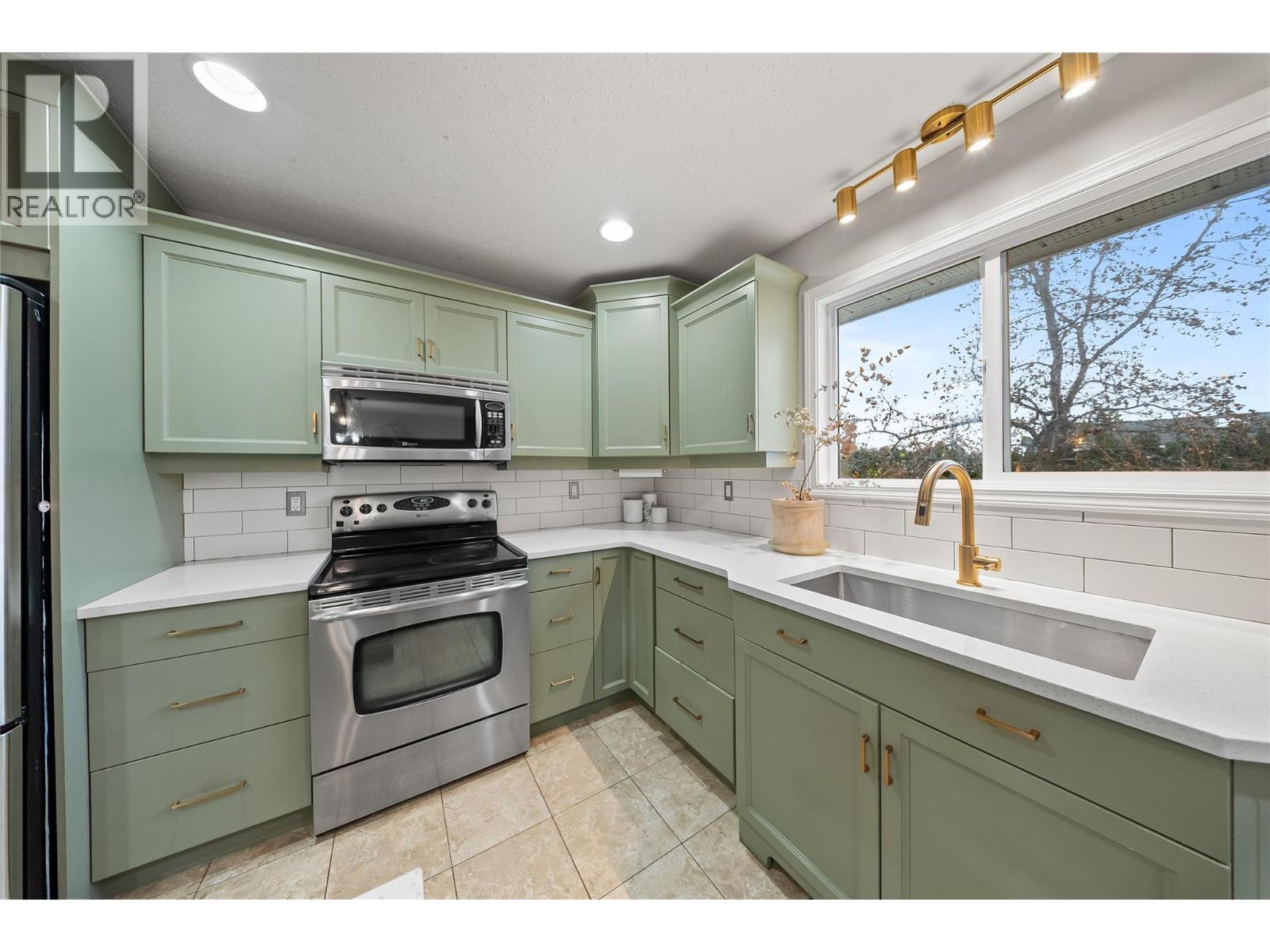  428 Milton Road, Kelowna