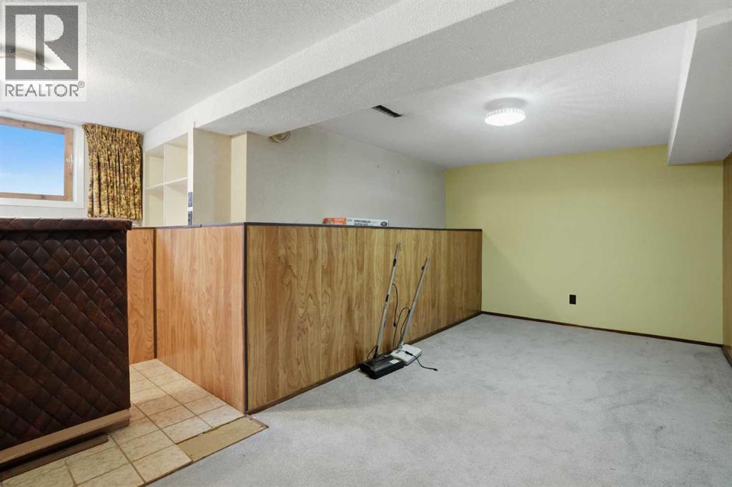 Single Family House Bungalow for Sale in   Avenue NW Bowness Calgary 