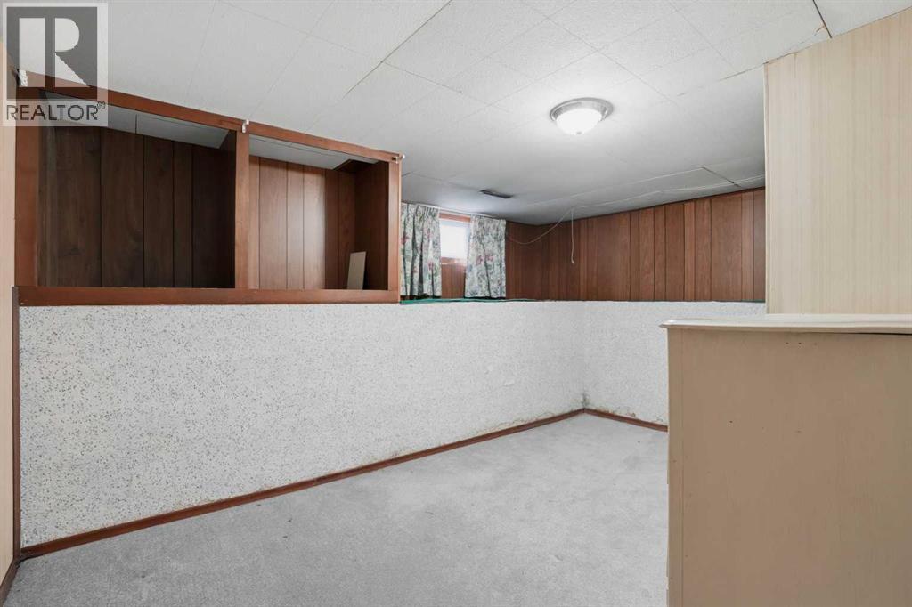 Single Family House Bungalow for Sale in   Avenue NW Bowness Calgary 