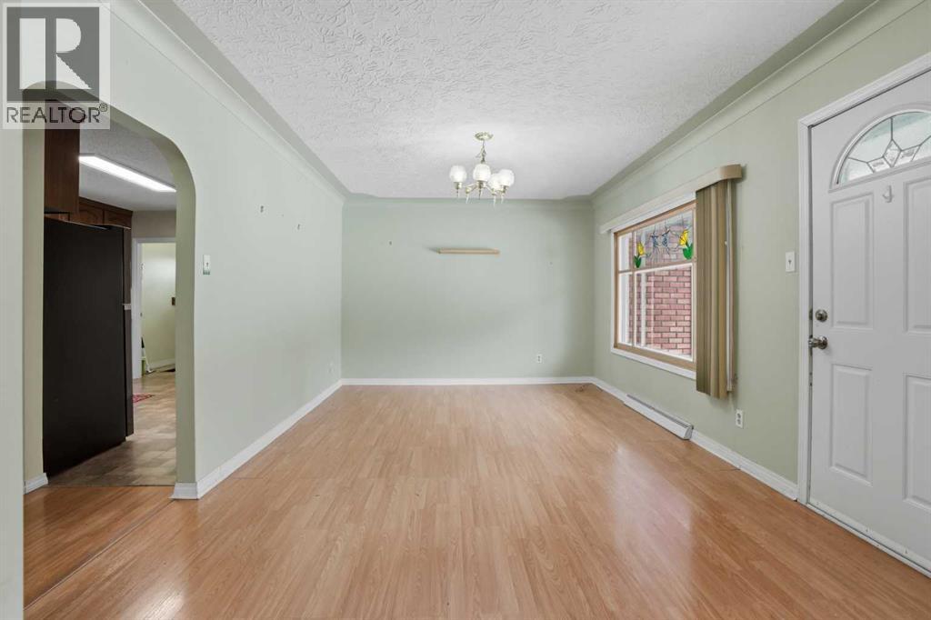 Single Family House Bungalow for Sale in   Avenue NW Bowness Calgary 