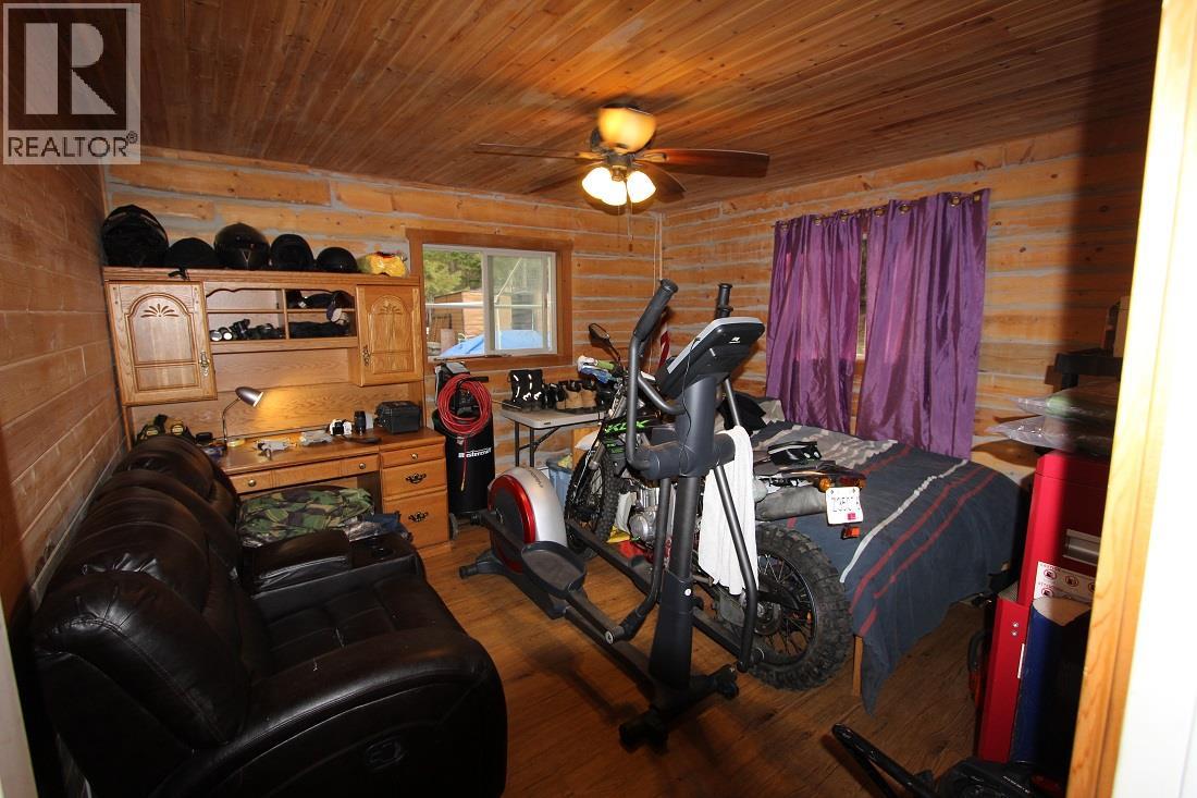 7629 Mountain Drive, Anglemont