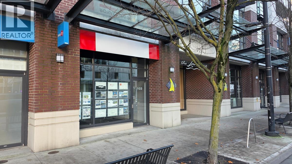 103 100 E ESPLANADE, North Vancouver