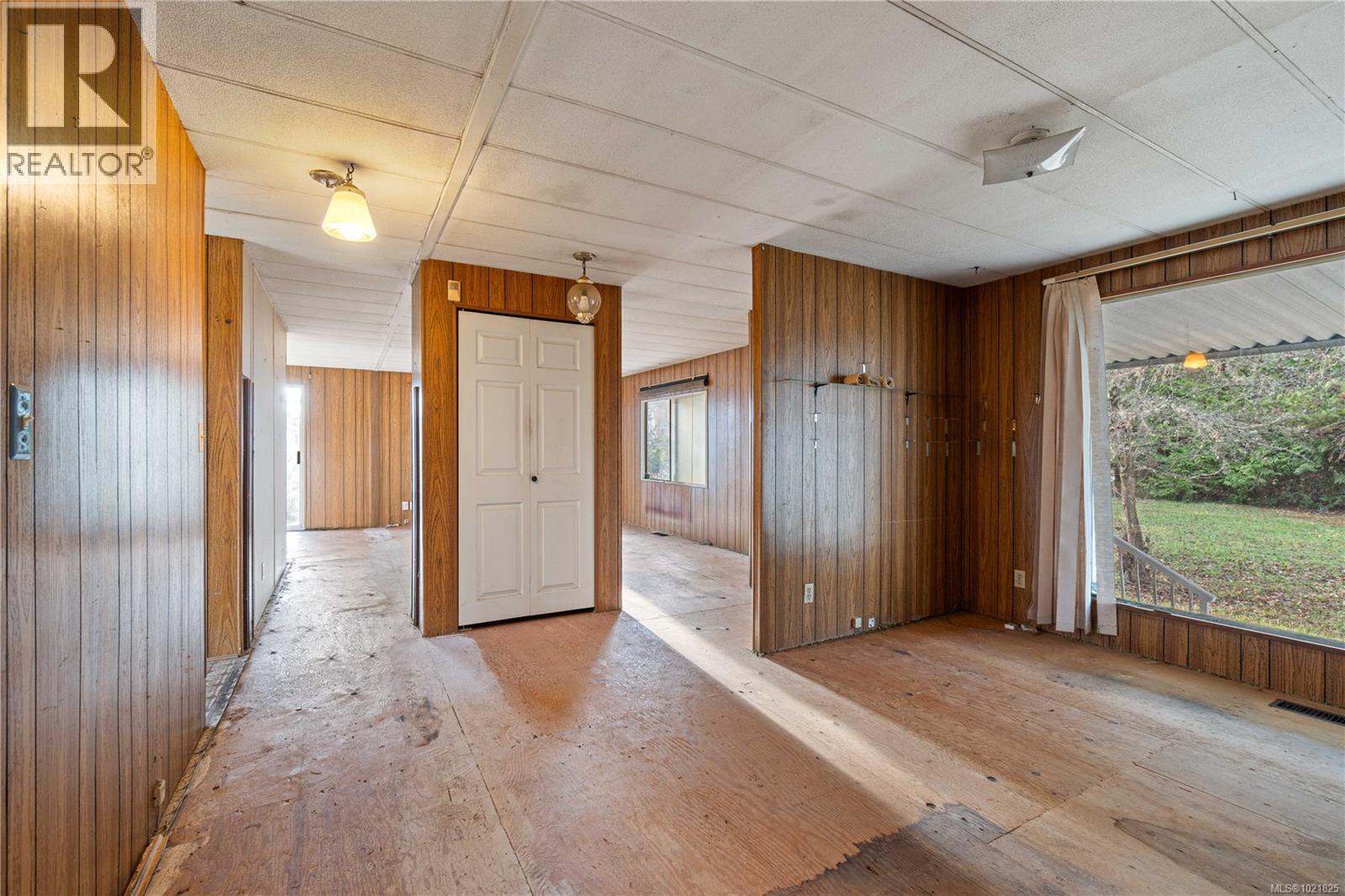 792 Reid Rd, Parksville