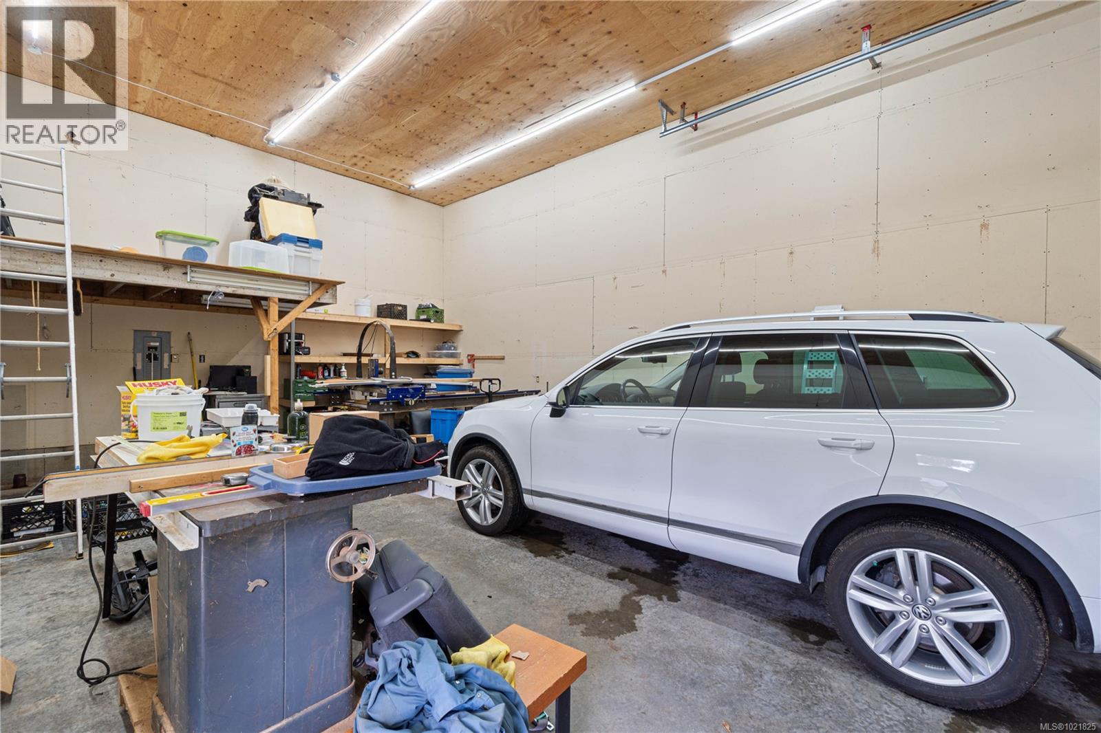 792 Reid Rd, Parksville