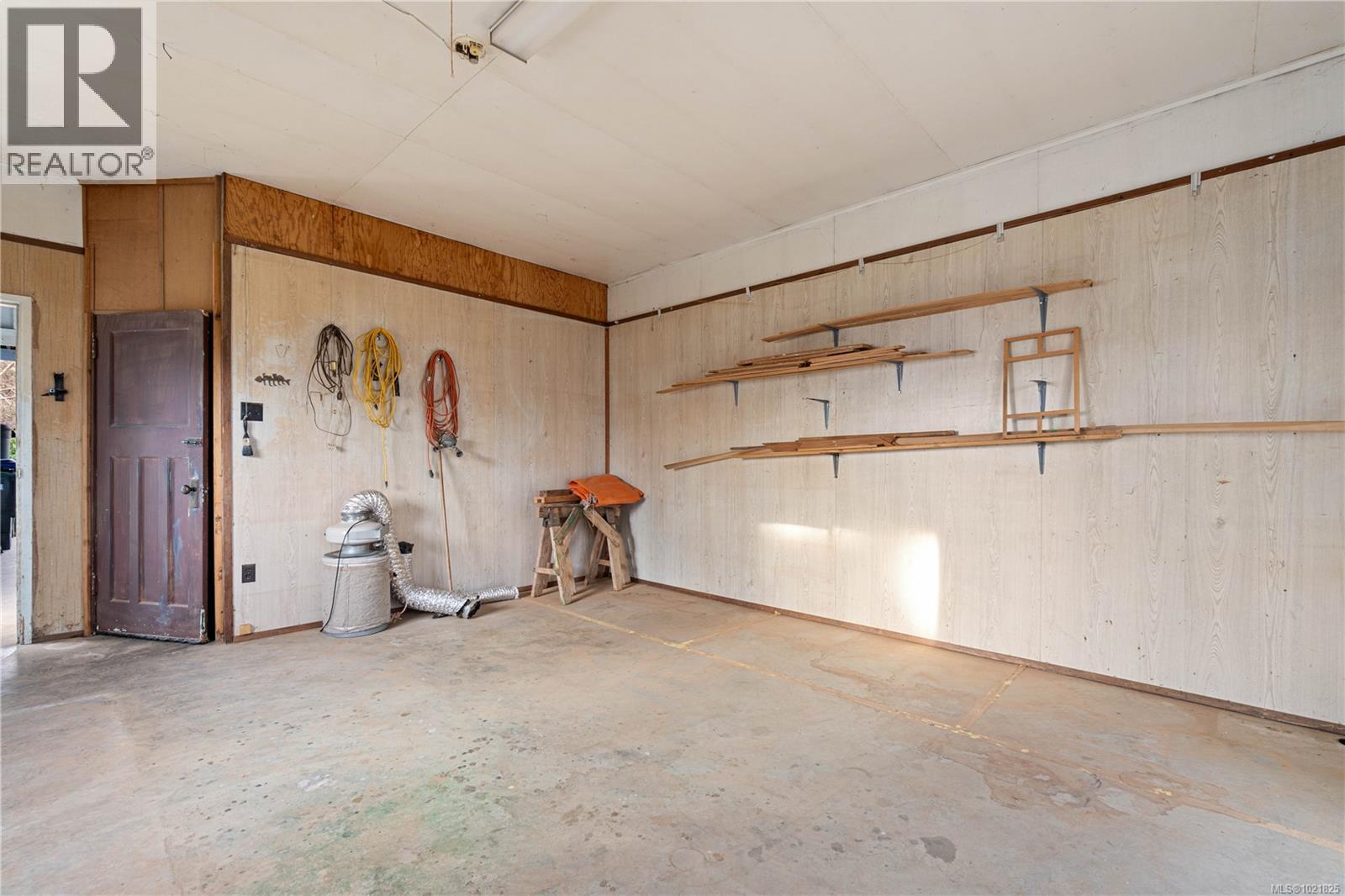 792 Reid Rd, Parksville