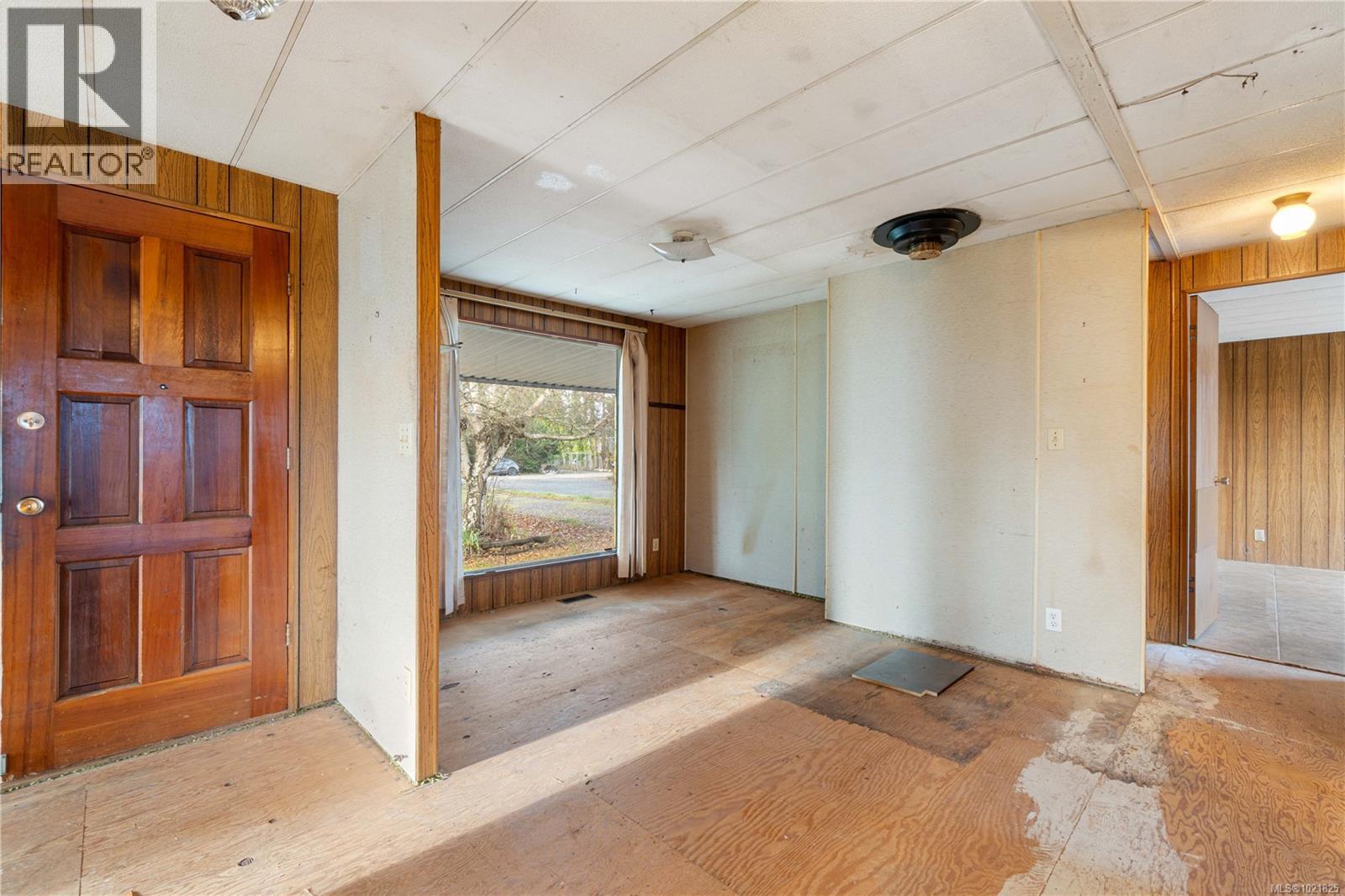 792 Reid Rd, Parksville