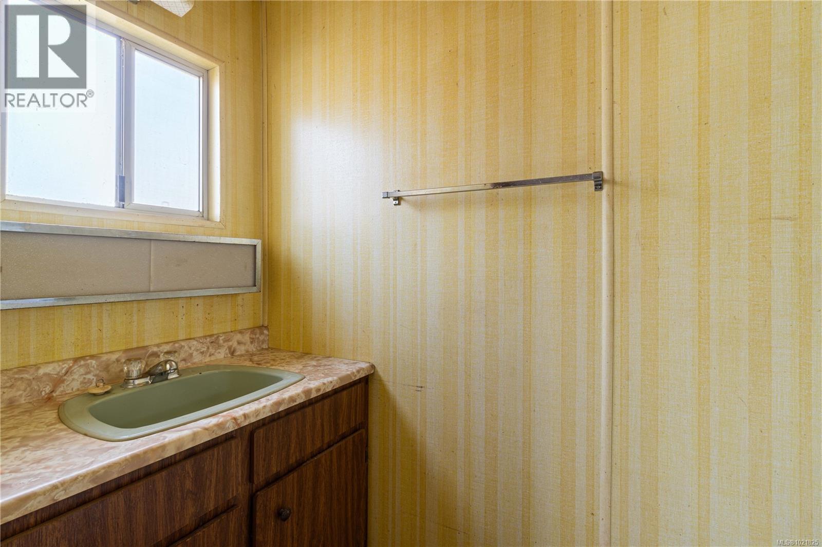 792 Reid Rd, Parksville