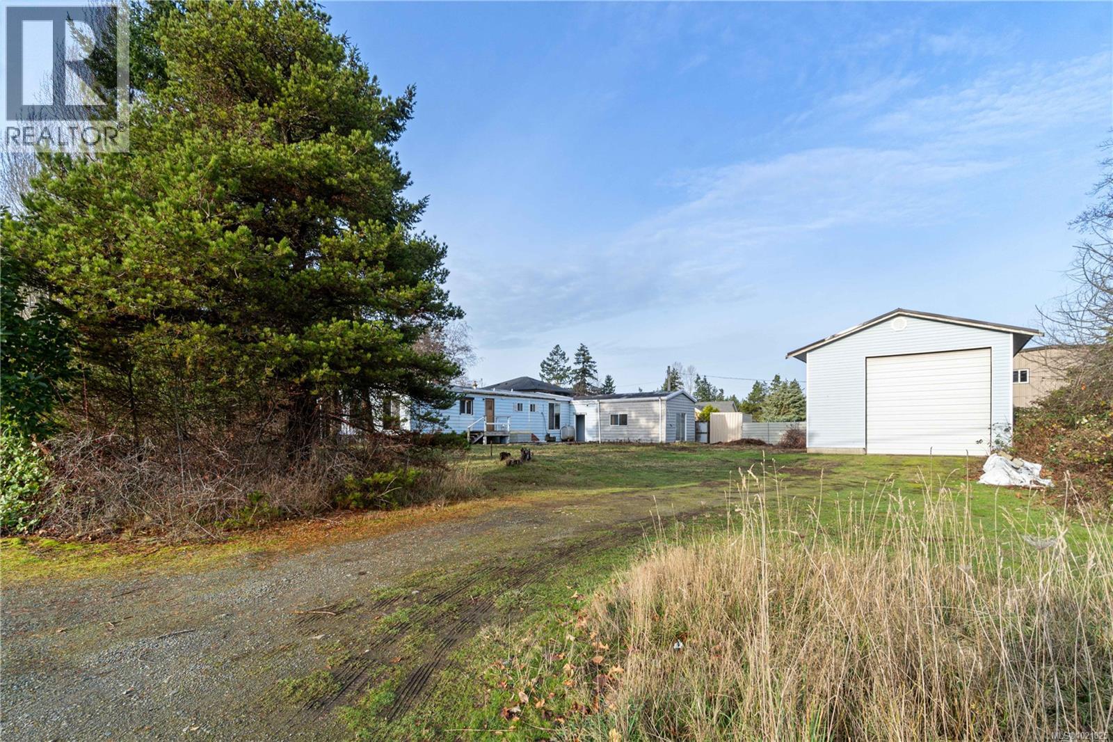792 Reid Rd, Parksville