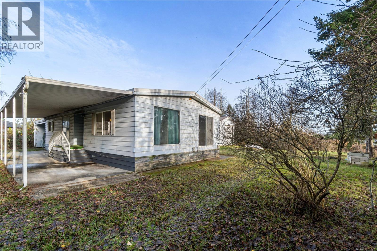 792 Reid Rd, Parksville
