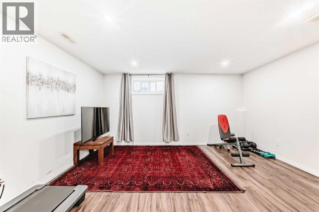 Single Family House for Sale in  Evansmeade Close NW Evanston Calgary 