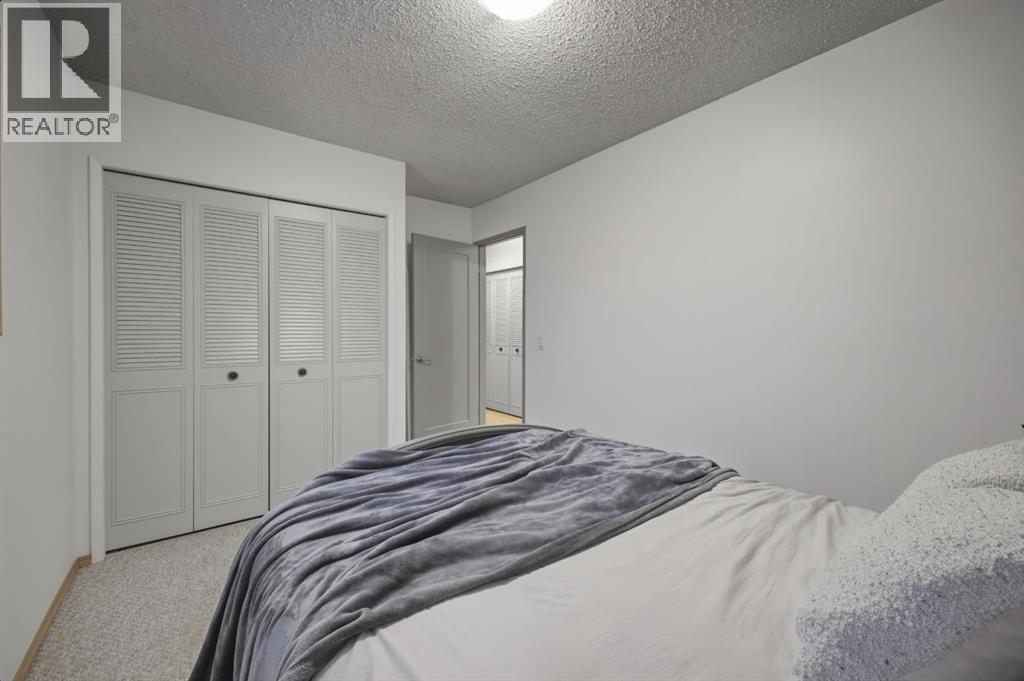 3725 50A Avenue Crescent, Innisfail