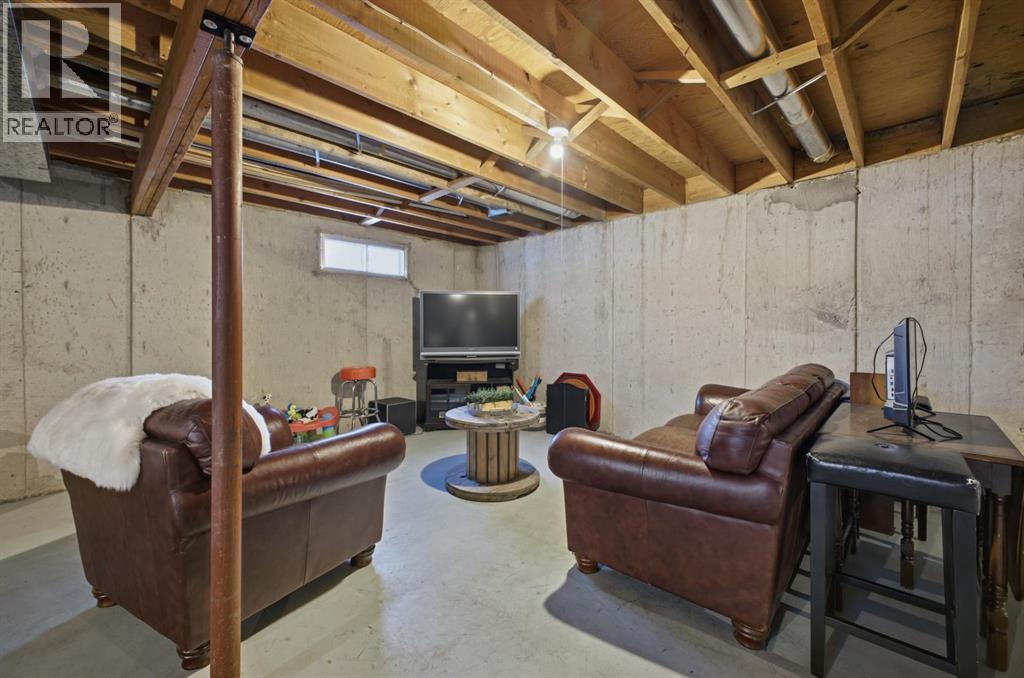 3725 50A Avenue Crescent, Innisfail