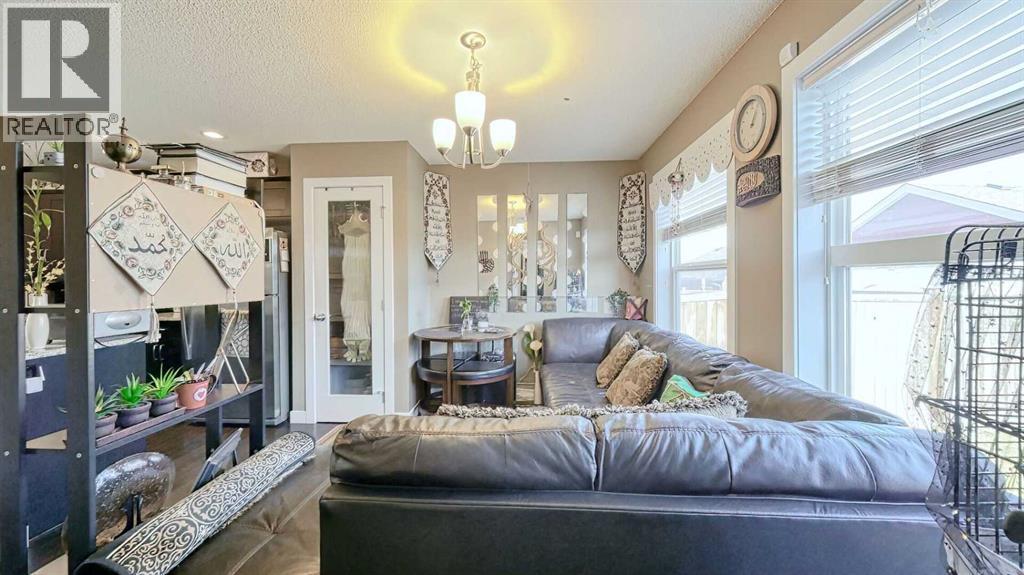Single Family House for Sale in  Evanston Drive NW Evanston Calgary 