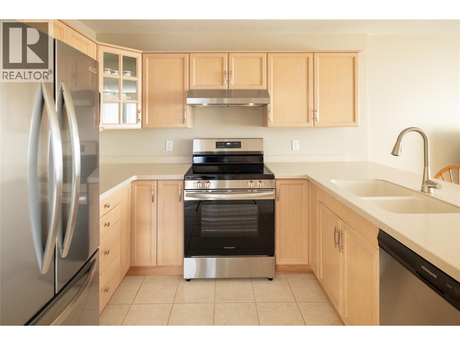 211 3870 BROWN Road, West Kelowna