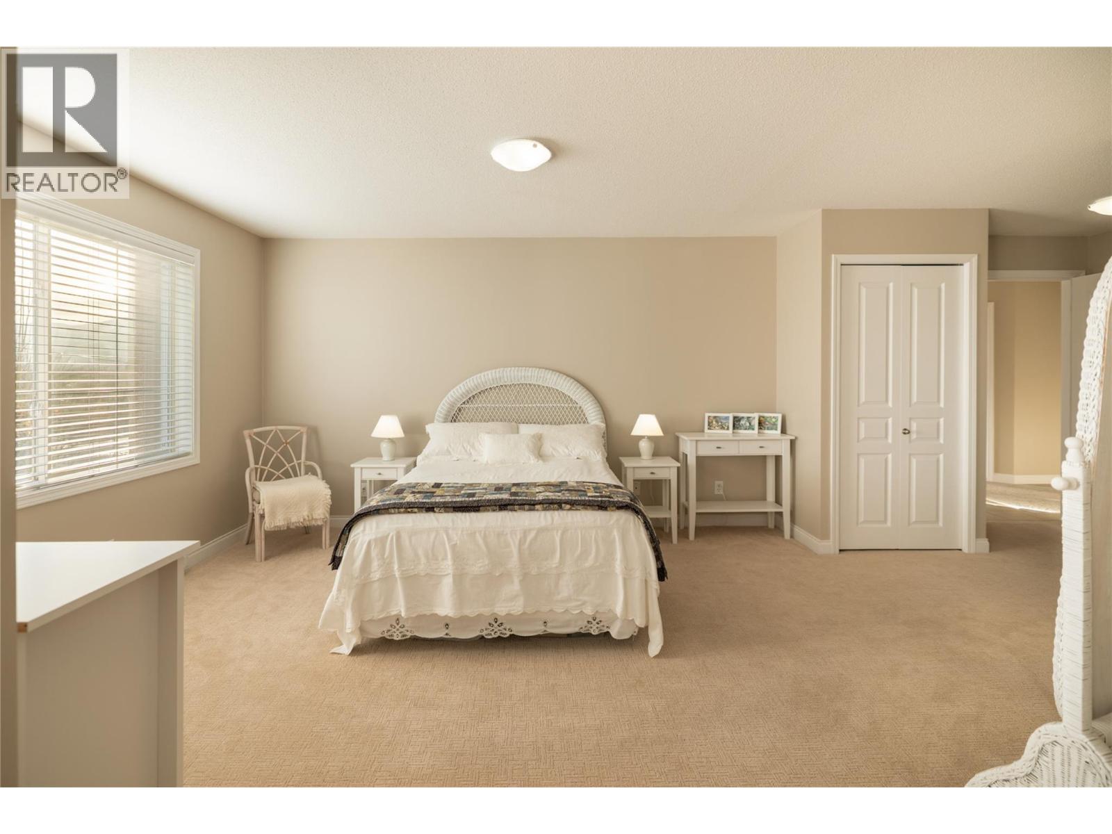 211 3870 BROWN Road, West Kelowna