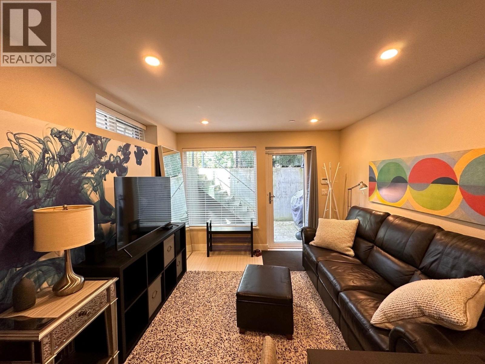 469 W 20TH AVENUE, Vancouver