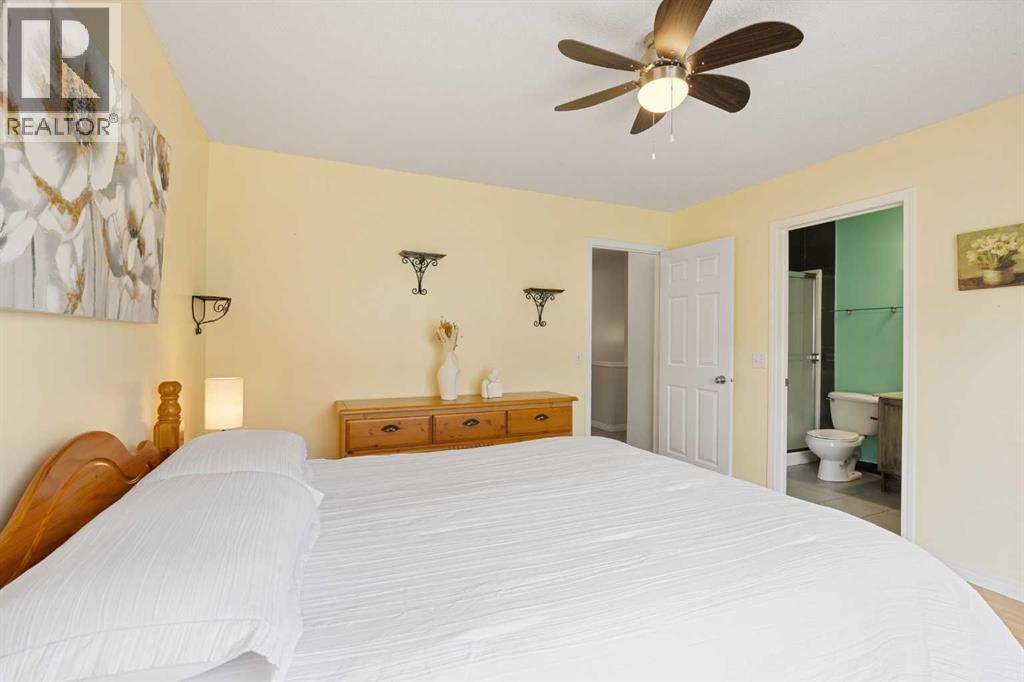 Single Family House 3 Level for Sale in  New Brighton Gardens SE New Brighton Calgary 