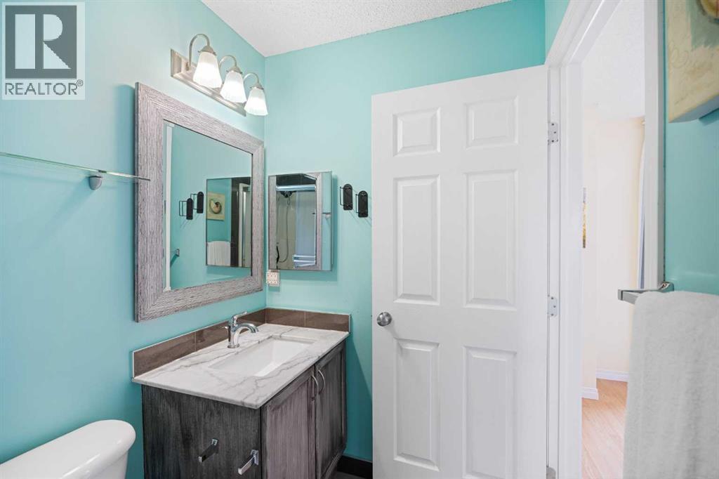 Single Family House 3 Level for Sale in  New Brighton Gardens SE New Brighton Calgary 