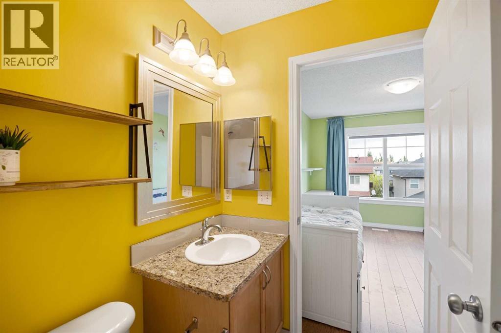 Single Family House 3 Level for Sale in  New Brighton Gardens SE New Brighton Calgary 