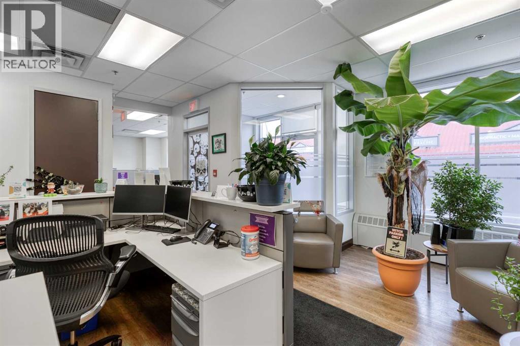 505 Railway Street West, Cochrane