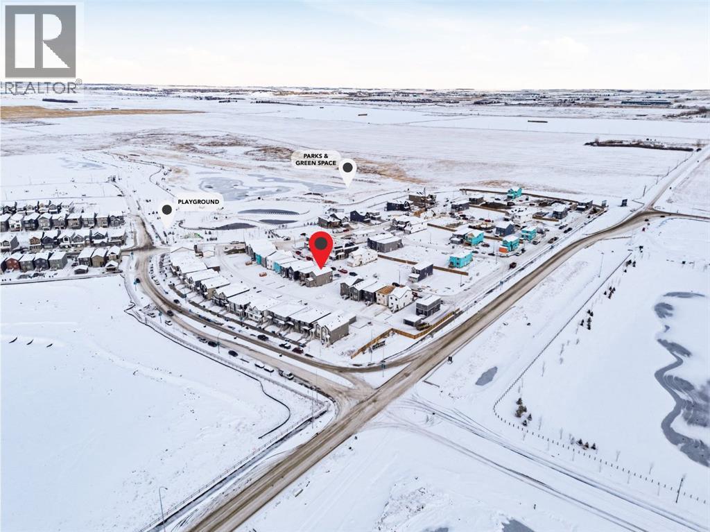 Single Family House for Sale in  Lewiston Landing NE Lewisburg Calgary 