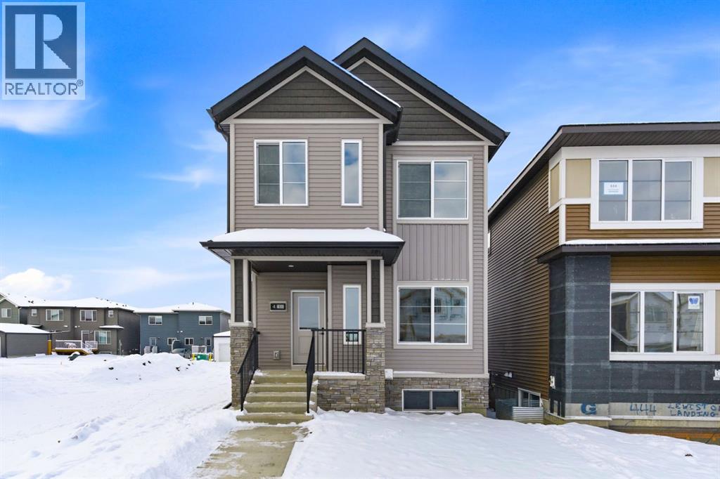 Single Family House for Sale in  Lewiston Landing NE Lewisburg Calgary 