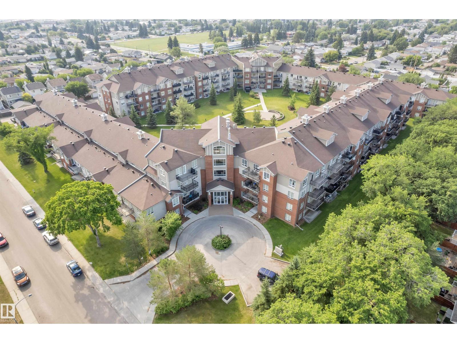 Single Family House for Sale in #   Avenue NW Edmonton 