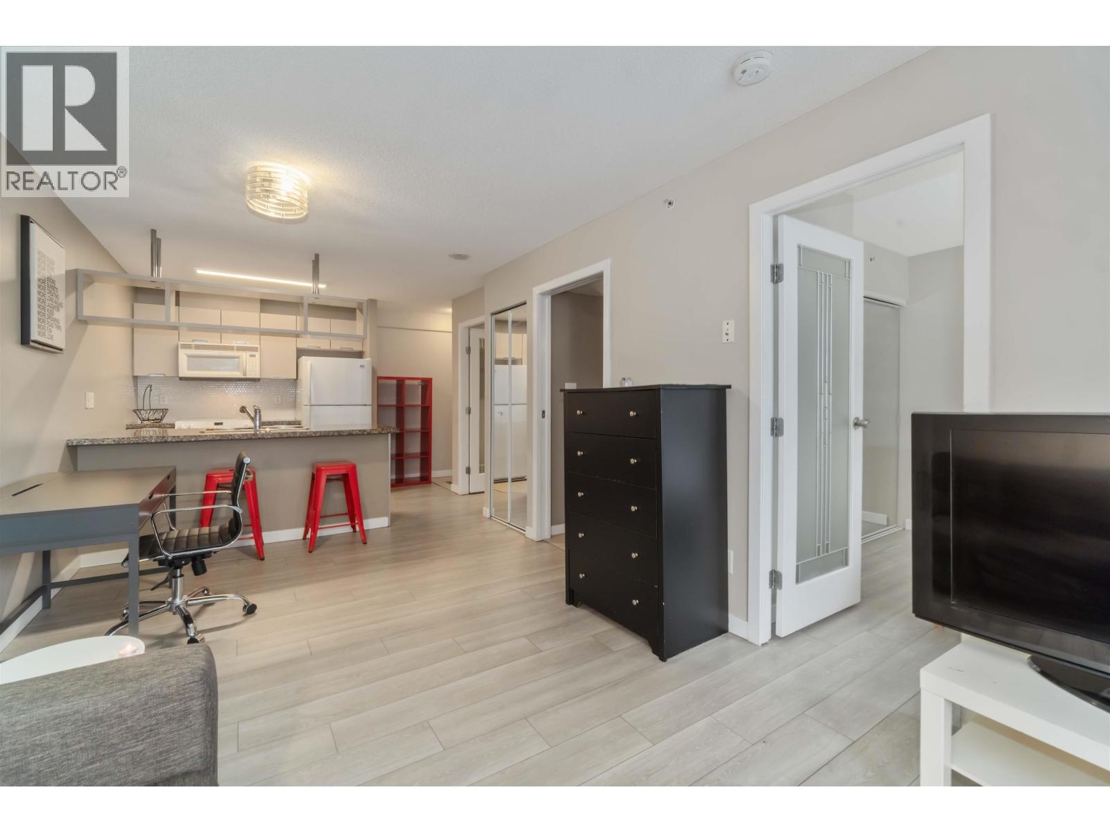 613 1082 SEYMOUR STREET, Vancouver