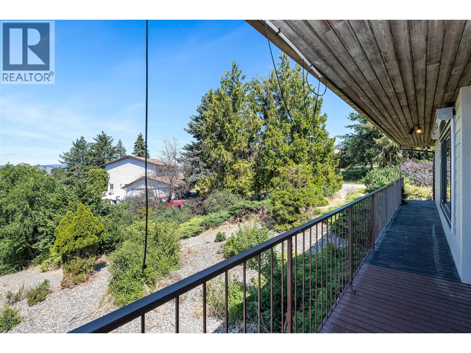 460 Crestview Drive, Coldstream