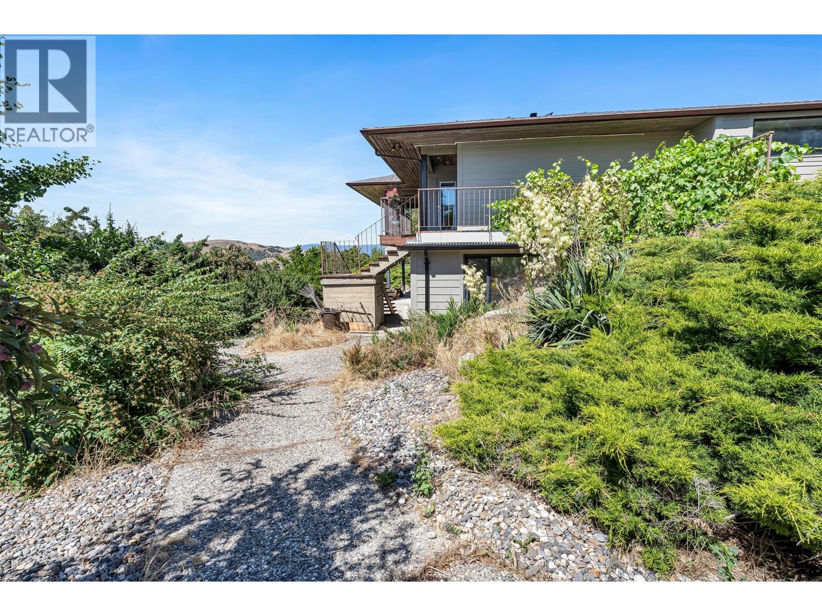 460 Crestview Drive, Coldstream