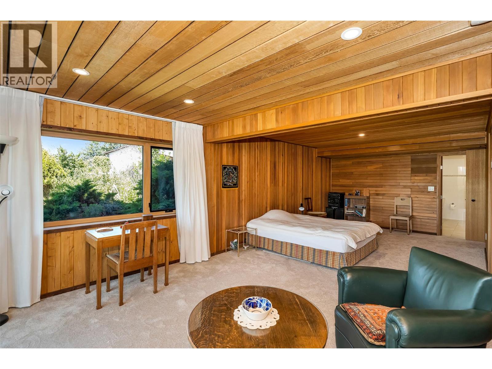 460 Crestview Drive, Coldstream