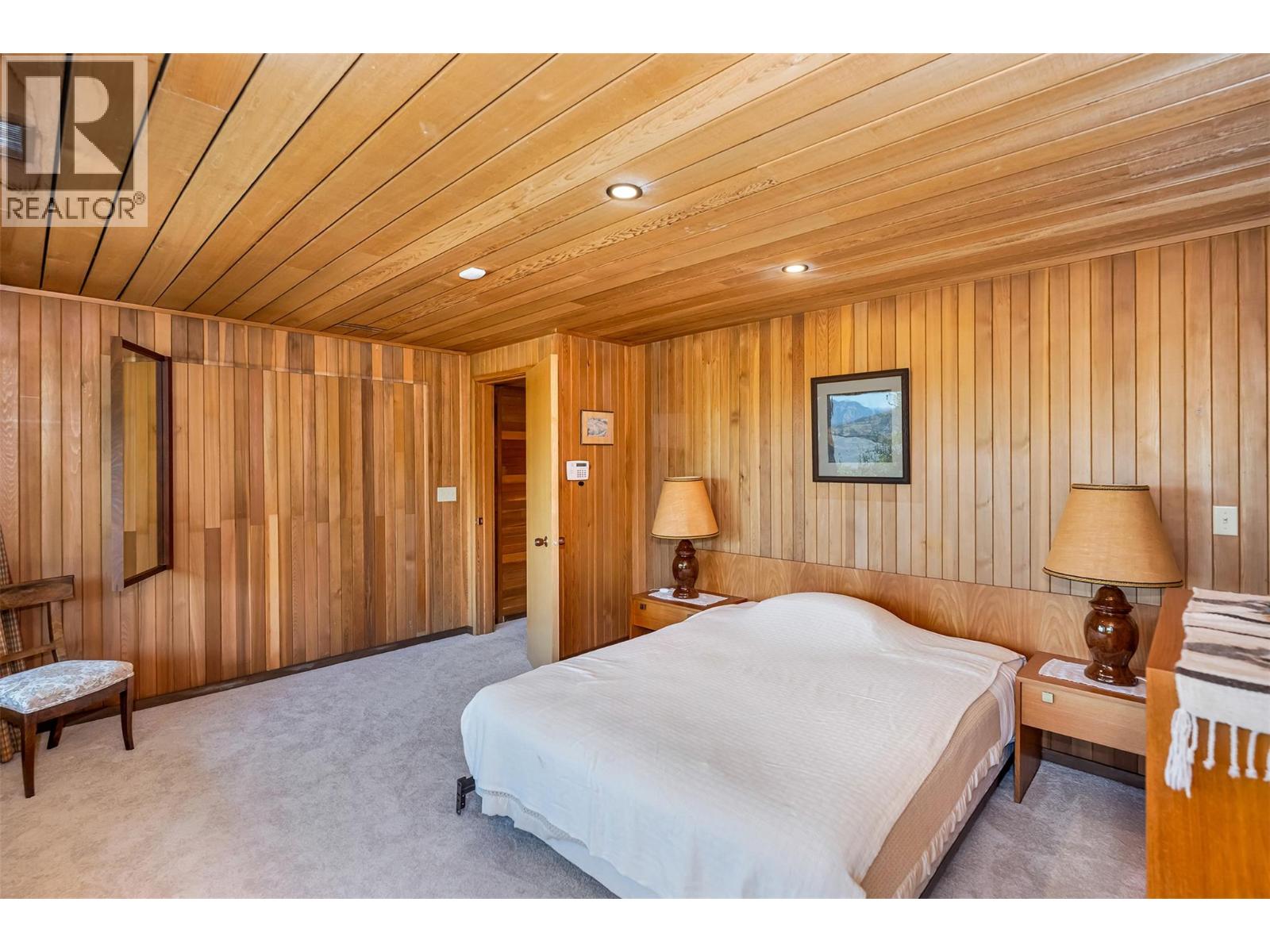 460 Crestview Drive, Coldstream