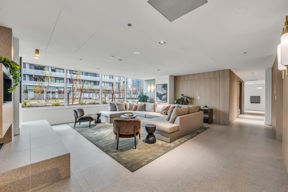 2801 13573 98 AVENUE, Surrey